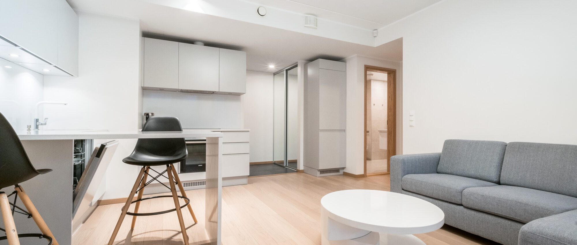 Furnished nice & quiet 2-room apartment